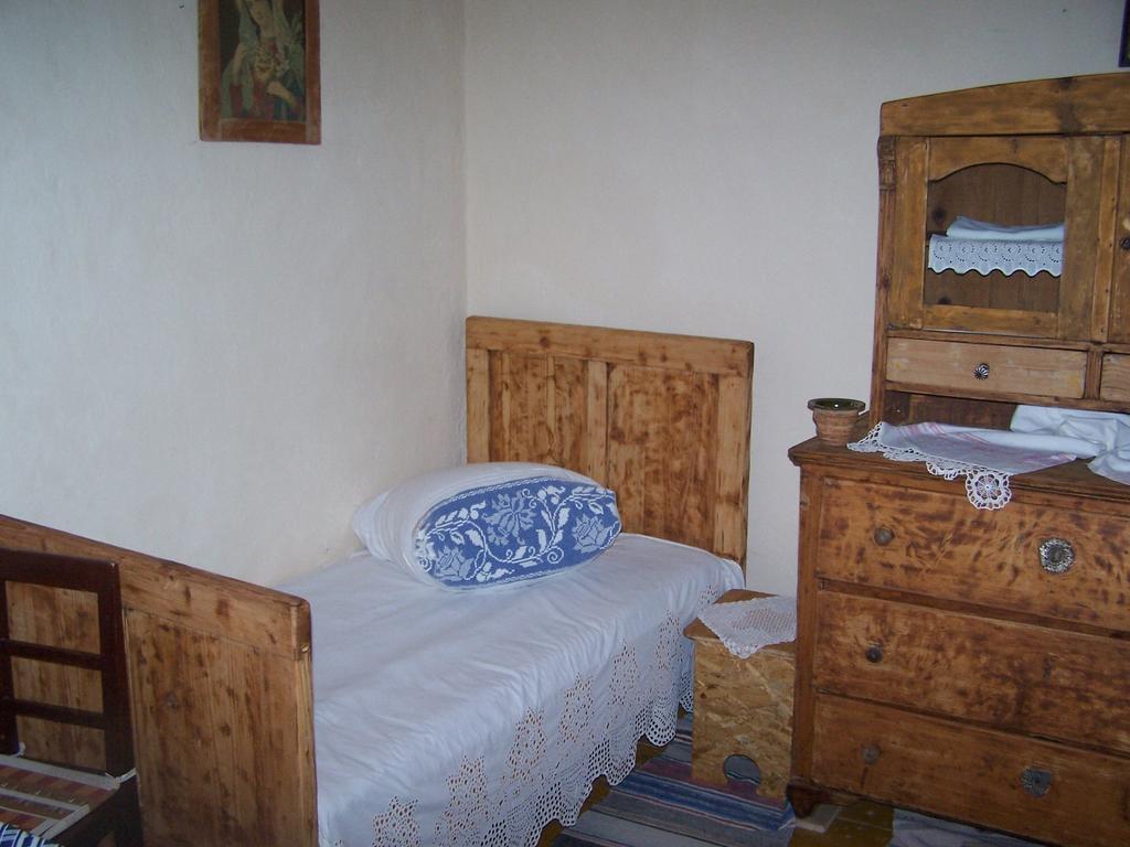 Apartment Eko Etno Selo Stara Kapela, Pavina Kuca Quarto foto