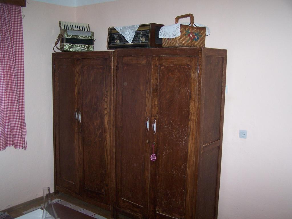 Apartment Eko Etno Selo Stara Kapela, Pavina Kuca Quarto foto